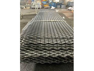Lưới thép hình thoi
