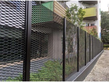 Lưới hình thoi làm hàng rào